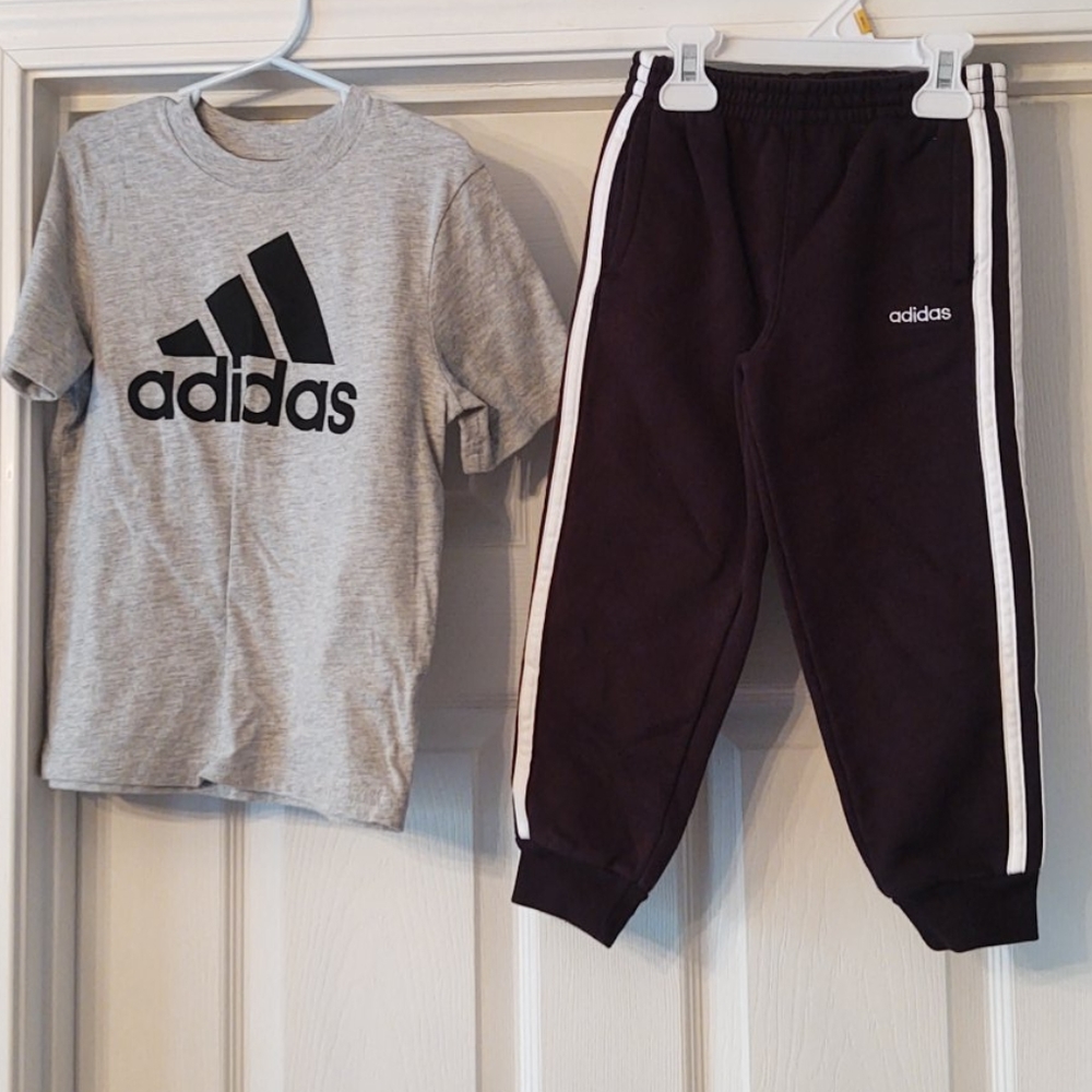 Little boys t-shirt and joggers. Adidas. Size 5